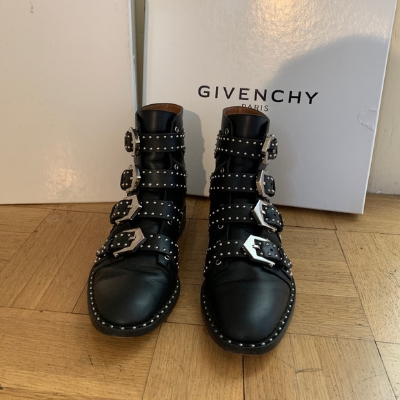 Givenchy Studded Leather Ankle Boot (38) - Picture 6 of 10